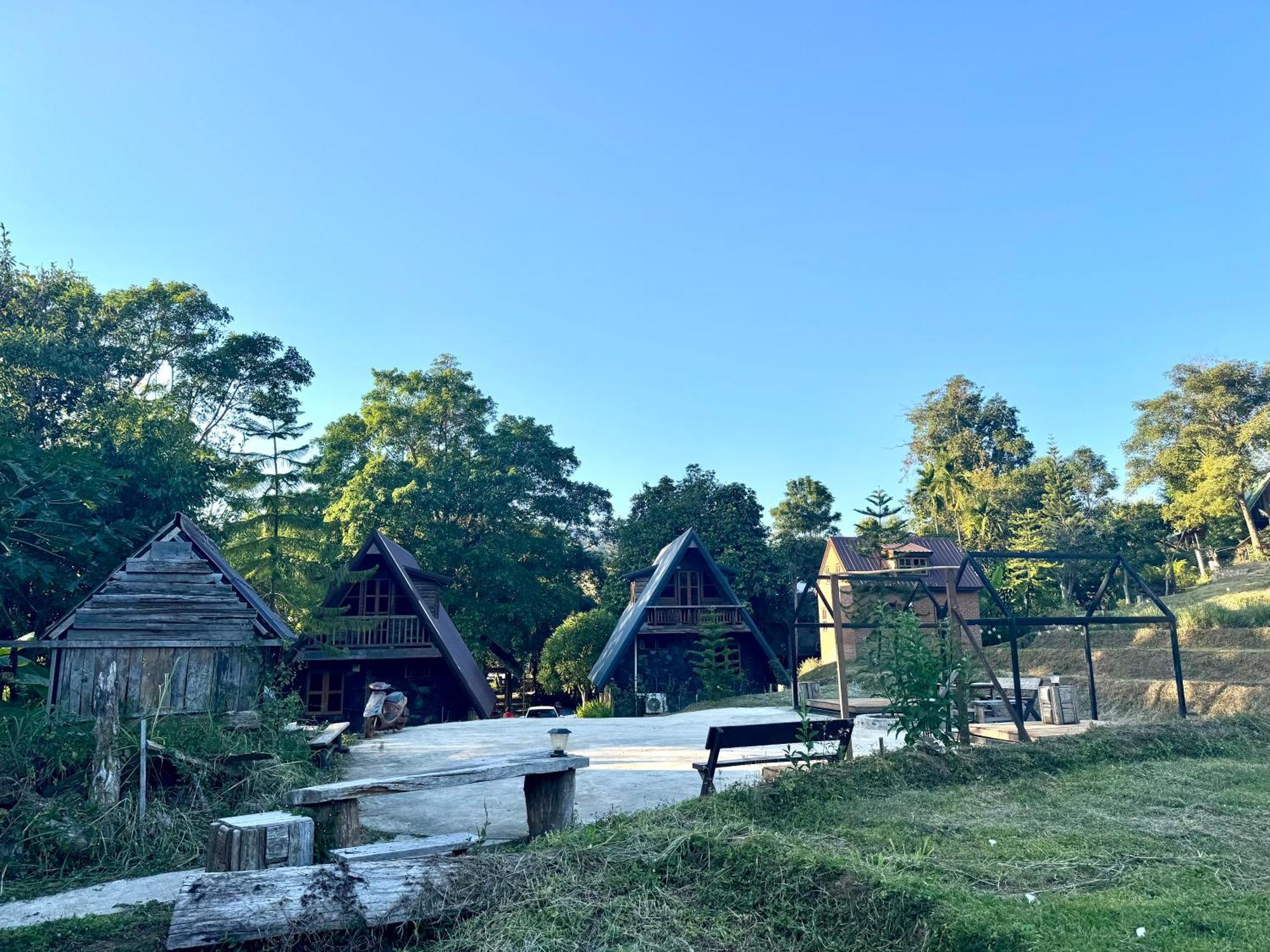Ban Kaew Mo Ra Glamping & Restaurant Hotel ปางมะผ้า ภายนอก รูปภาพ