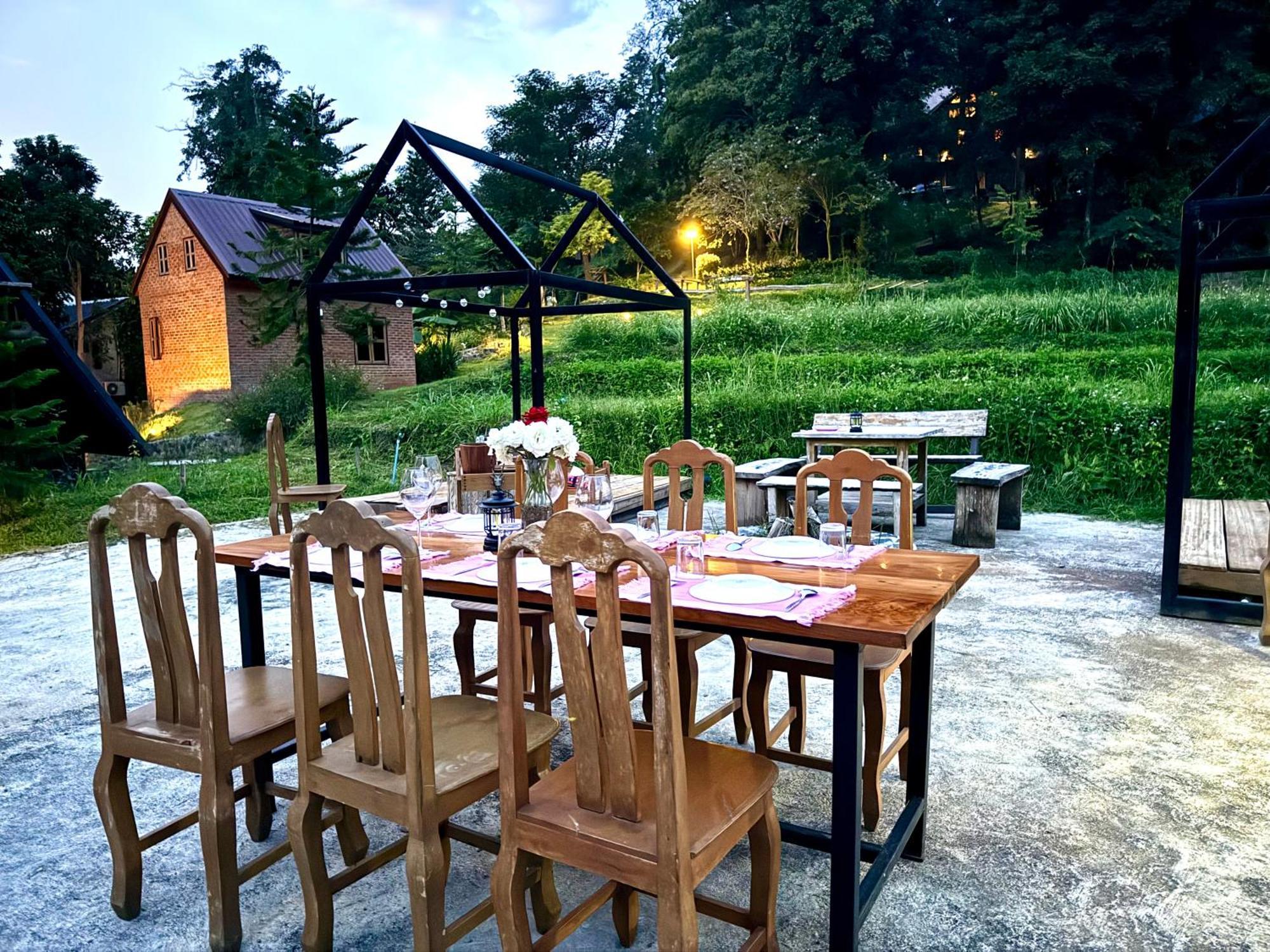 Ban Kaew Mo Ra Glamping & Restaurant Hotel ปางมะผ้า ภายนอก รูปภาพ