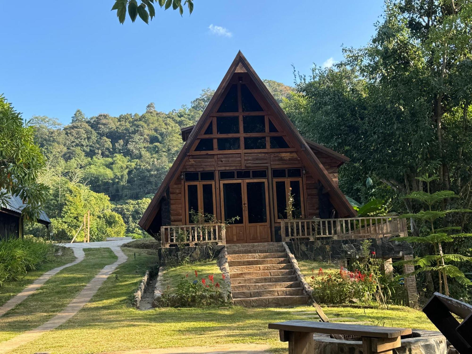 Ban Kaew Mo Ra Glamping & Restaurant Hotel ปางมะผ้า ภายนอก รูปภาพ