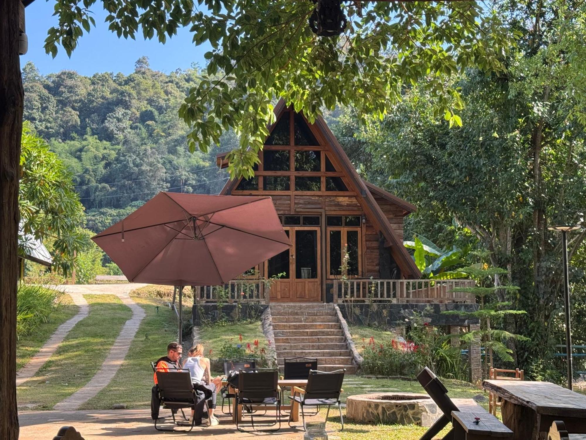 Ban Kaew Mo Ra Glamping & Restaurant Hotel ปางมะผ้า ภายนอก รูปภาพ