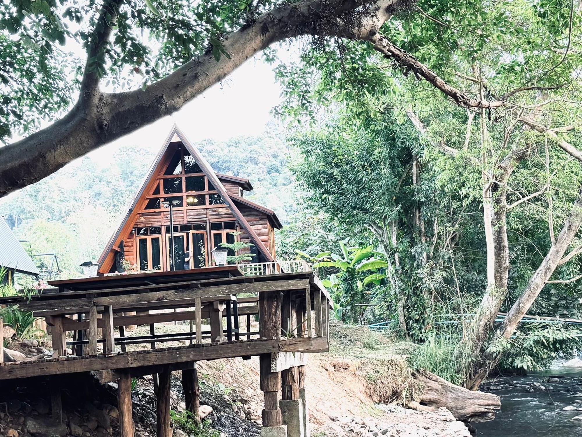 Ban Kaew Mo Ra Glamping & Restaurant Hotel ปางมะผ้า ภายนอก รูปภาพ